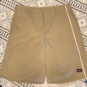 Genuine Dickies Shorts - Men’s